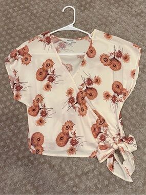 Madewell Floral Wrap Top Size M Cream Side Tie Blouse